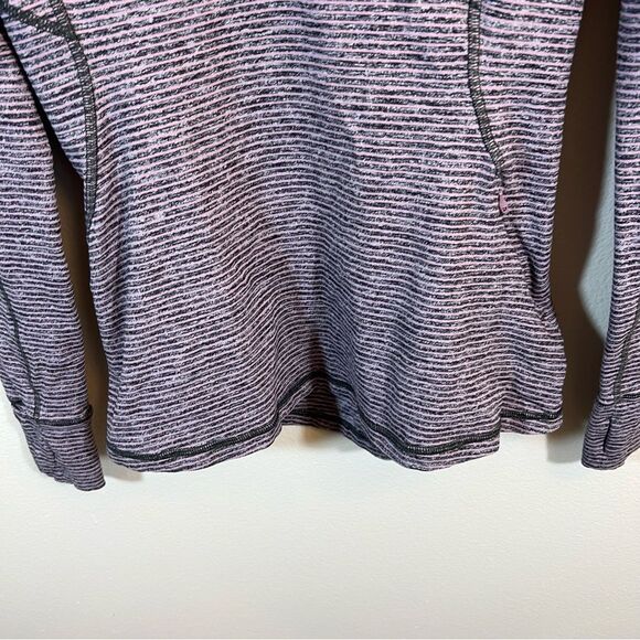 Lululemon Race Your Pace 1/2 Zip Gray Purple Striped 4 - Picture 5 of 14